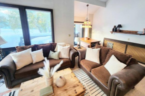 Beautiful home with 1bedroom and huge open loft.